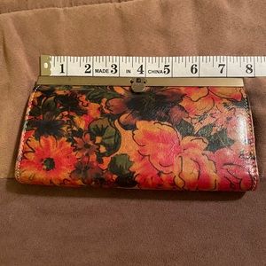 Patricia Nash Cauchy wallet